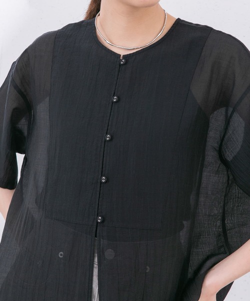 KBF(ケイビーエフ)の「フロントデザインシアーシャツ(シャツ/ブラウス・レディース・アイボリー/ライトブルー/ブラック・ONE)」の14枚目の写真