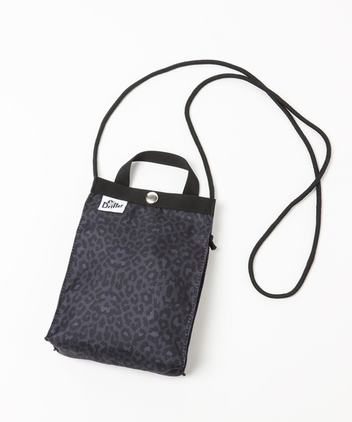 LEPSIM(レプシィム)の「【Drifterコラボ】ショルダーポーチ 294381(ショルダーバッグ・レディース・ゼブラ/レオパード/ブラック系その他・ONE SIZE)」の14枚目の写真