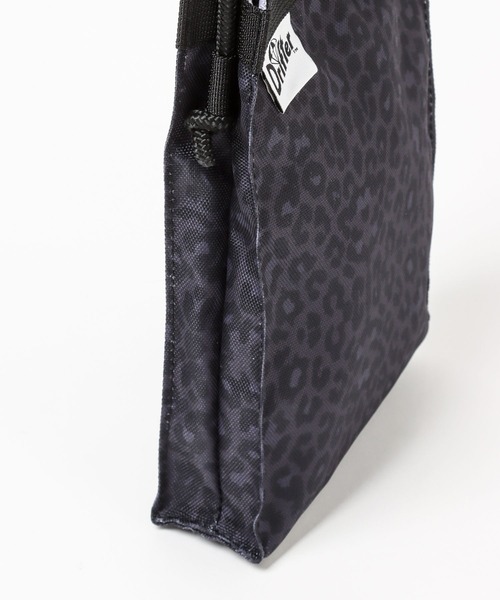 LEPSIM(レプシィム)の「【Drifterコラボ】ショルダーポーチ 294381(ショルダーバッグ・レディース・ゼブラ/レオパード/ブラック系その他・ONE SIZE)」の18枚目の写真