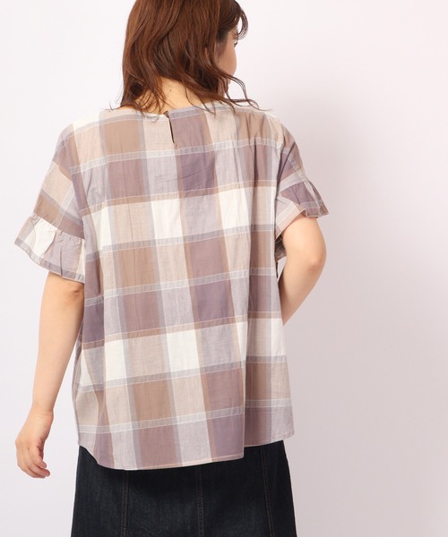 Quelle Chance(ケルシャンス)の「Quelle chance レトロチェック柄フリル袖ブラウス(シャツ/ブラウス・レディース・モカ/イエロー/ブルー・M/L)」の6枚目の写真