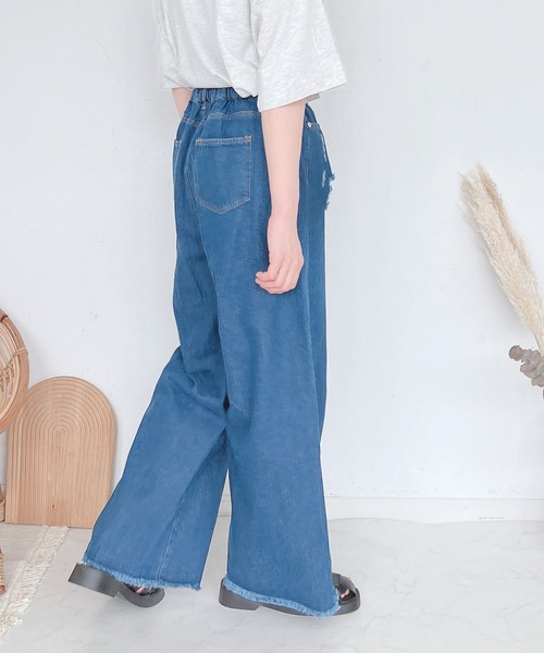 AS KNOW AS plus（アズノゥアズプラス）の「●デザインワイドパンツ（デニムパンツ・レディース・アイボリー/ブラック/ブルー/サックスブルー・FREE）」の10枚目の写真
