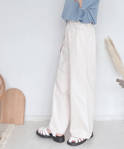 AS KNOW AS plus（アズノゥアズプラス）の「●デザインワイドパンツ（デニムパンツ・レディース・アイボリー/ブラック/ブルー/サックスブルー・FREE）」の13枚目の写真