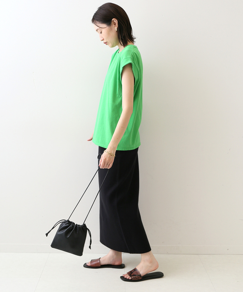 SLOBE IENA(スローブイエナ)の「【A BLENDS / エーブレンズ】SLOBE別注 製品染めカットソー(Tシャツ/カットソー・レディース・ブラック/ピンク/グリーン・FREE)」の14枚目の写真
