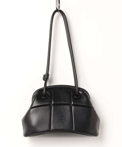 ADD CULUMN(アドカラム)の「ADD CULUMN(アドカラム) PUFF-CLASP/口金バック(ボストンバッグ・レディース・ブラック/アイボリー/ラベンダー・F)」の6枚目の写真