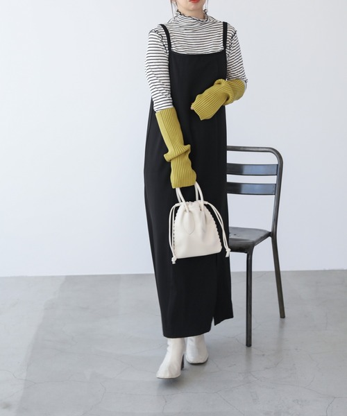 frames RAY CASSIN（フレームスレイカズン）の「WEB限定 スリット入りキャミワンピース（ワンピース・レディース・ブラック/ベージュ/キャメル・FREE）」の9枚目の写真