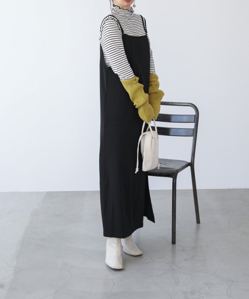 frames RAY CASSIN（フレームスレイカズン）の「WEB限定 スリット入りキャミワンピース（ワンピース・レディース・ブラック/ベージュ/キャメル・FREE）」の13枚目の写真