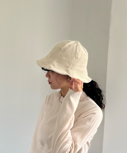 AS KNOW AS plus（アズノゥアズプラス）の「色々チューリップハット（ハット・レディース・ブラック/ホワイト系その他/ブラック系その他/アイボリー・FREE）」の3枚目の写真