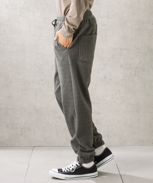 NAVY(ネイビー)の「RUN DENIM ウエストゴムワッフルジョガーパンツ(その他パンツ・メンズ・ブラック/チャコール・M/L)」の4枚目の写真