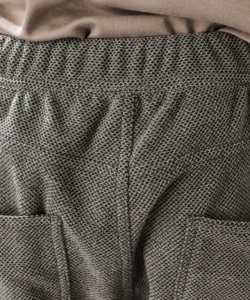 NAVY(ネイビー)の「RUN DENIM ウエストゴムワッフルジョガーパンツ(その他パンツ・メンズ・ブラック/チャコール・M/L)」の14枚目の写真