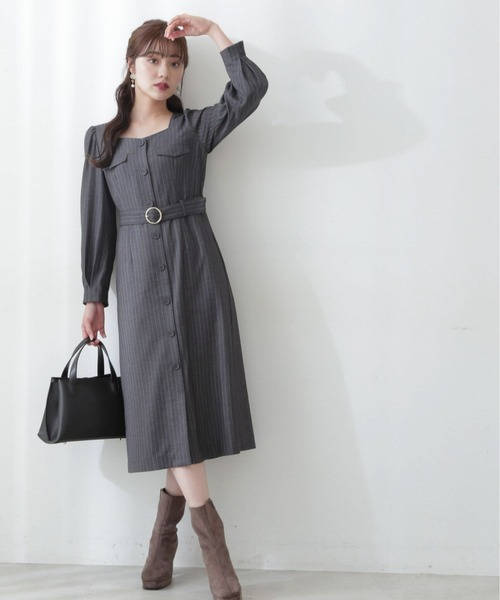 PROPORTION BODY DRESSING(プロポーションボディドレッシング)の「フロント釦タイトワンピース / 1212240018(ワンピース・レディース・ブルー/ベージュ/ダークグレー・SMALL/X-SMALL/MEDIUM)」の6枚目の写真