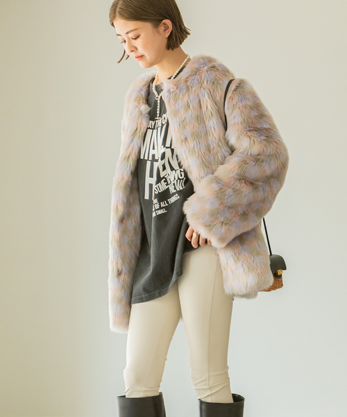 U by SPICK&SPAN(ユーバイスピックアンドスパン)の「【BALMYDAYS/バーミーデイズ】 別注OVERDYED BIG L/S TEE(Tシャツ/カットソー・レディース・アイボリー/ブラック系その他/ピンク系その他・FREE)」の5枚目の写真