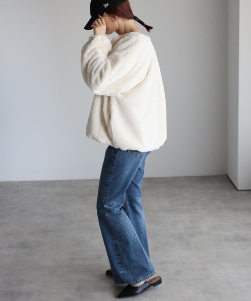 Fizz（フィズ）の「フェイクファーノーカラージャケット（ノーカラージャケット・レディース・グレイッシュベージュ/ピンクベージュ/ブラック/アイボリー/モカ/サックスブルー・M/L）」の11枚目の写真