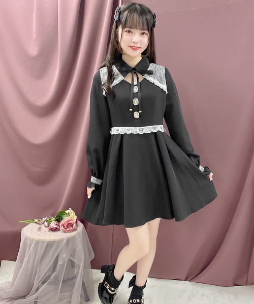 セール】デコルテ開きビジュ釦フレアワンピース（ワンピース