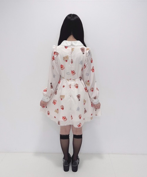 Honey Cinnamon（ハニーシナモン）の「アソートケーキ柄ワンピース（ワンピース・レディース・アイボリー/ピンク・FREE）」の17枚目の写真