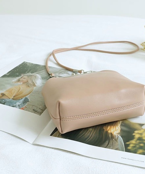 florist（フローリスト）の「マットレザーがま口ショルダーバッグ（ショルダーバッグ・レディース・オフホワイト/ブラック/ベージュ/イエロー・FREE）」の11枚目の写真