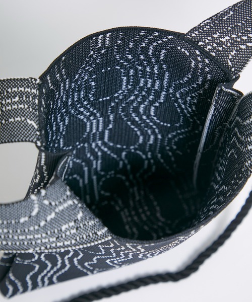 UNITED TOKYO（ユナイテッドトウキョウ）の「2WAYニットバッグ（ハンドバッグ・メンズ・その他1/その他・0）」の4枚目の写真