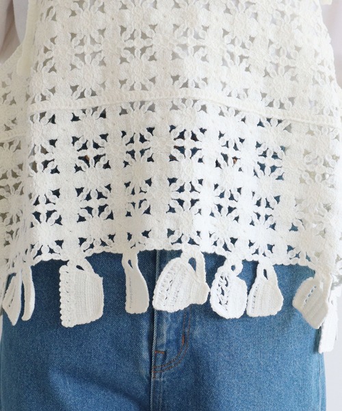 l'atelier du savon(アトリエドサボン)の「●C/Acかぎ針風 Mug cup刺繍キャミ(ベスト・レディース・ブラック/ホワイト/グリーン・FREE)」の15枚目の写真