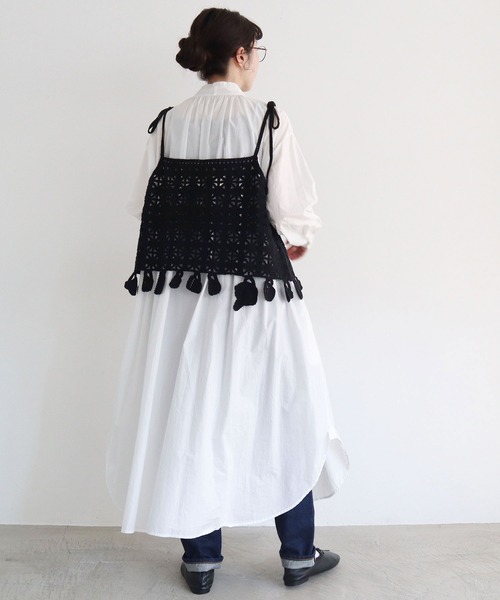 l'atelier du savon(アトリエドサボン)の「●C/Acかぎ針風 Mug cup刺繍キャミ(ベスト・レディース・ブラック/ホワイト/グリーン・FREE)」の16枚目の写真