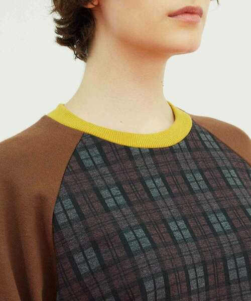 FRAPBOIS（フラボア）の「ミックス スウェット（スウェット・レディース・チャコールグレー/ワイン・1/2）」の5枚目の写真