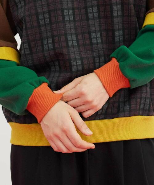 FRAPBOIS（フラボア）の「ミックス スウェット（スウェット・レディース・チャコールグレー/ワイン・1/2）」の8枚目の写真