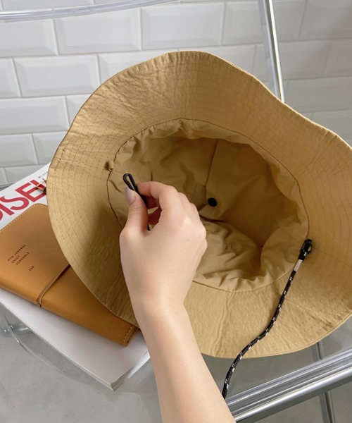 CLEA（クレア）の「UVカット/撥水パッカブルサファリハット（ハット・レディース・チャコールグレー/カーキ/ブラック/ベージュ・FREE）」の22枚目の写真