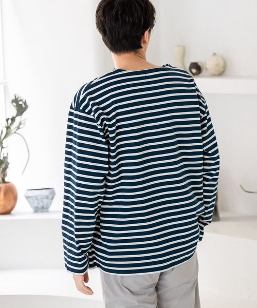 LAKOLE(ラコレ)の「バスクボーダーロングTシャツ / 179767(Tシャツ/カットソー・メンズ・ダークブルー/ラベンダー/アイボリー・MEDIUM/LARGE)」の9枚目の写真