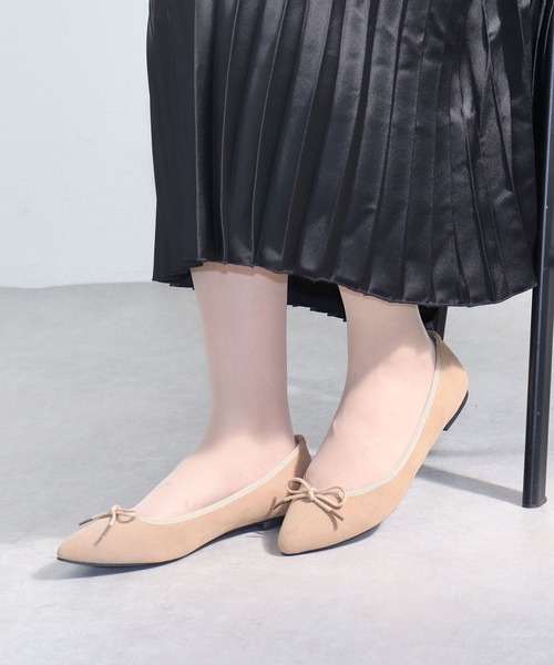 AAA+(サンエープラス)の「AAA+Feminine / ポインテッドトゥフラットバレエパンプス(パンプス・レディース・ブラック系その他2/ブラック系その他/ブラック/ベージュ・L/SS/S/M/LL/3L)」の9枚目の写真