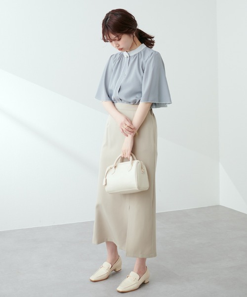 natural couture（ナチュラルクチュール）の「新色追加/WEB限定/パール釦ポイントカラーフレア５分袖ブラウス（シャツ/ブラウス・レディース・ネイビー/ベージュ系その他/サックスブルー/ピンク/オフホワイト/ピンクベージュ/ドット/グリーン・FREE）」の21枚目の写真