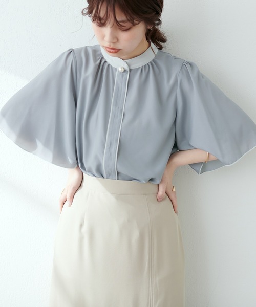 natural couture（ナチュラルクチュール）の「新色追加/WEB限定/パール釦ポイントカラーフレア５分袖ブラウス（シャツ/ブラウス・レディース・ネイビー/ベージュ系その他/サックスブルー/ピンク/オフホワイト/ピンクベージュ/ドット/グリーン・FREE）」の20枚目の写真