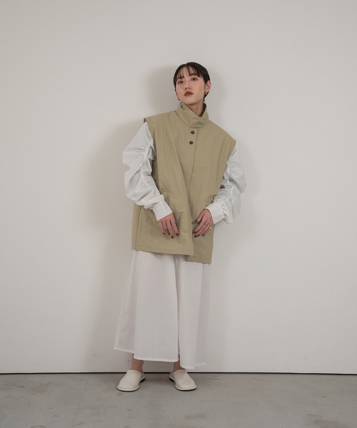 lawgy(ラウジー)の「multiway flutter trench coat(トレンチコート・レディース・グリーン系/ベージュ/アイボリー・FREE)」の15枚目の写真