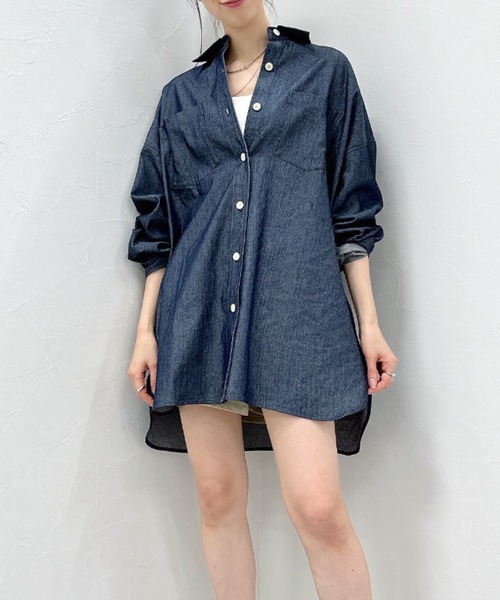 FOREVER 21（フォーエバー トゥエンティーワン）の「【STREET】デニムシャツワンピース（ワンピース・レディース・スカイブルー/ブルー/ネイビー・FREE）」の2枚目の写真