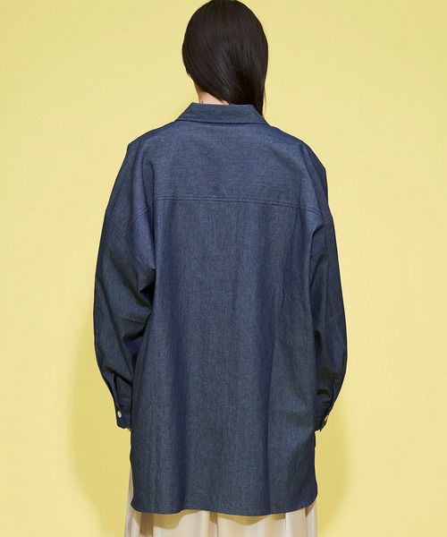 FOREVER 21（フォーエバー トゥエンティーワン）の「【STREET】デニムシャツワンピース（ワンピース・レディース・スカイブルー/ブルー/ネイビー・FREE）」の11枚目の写真