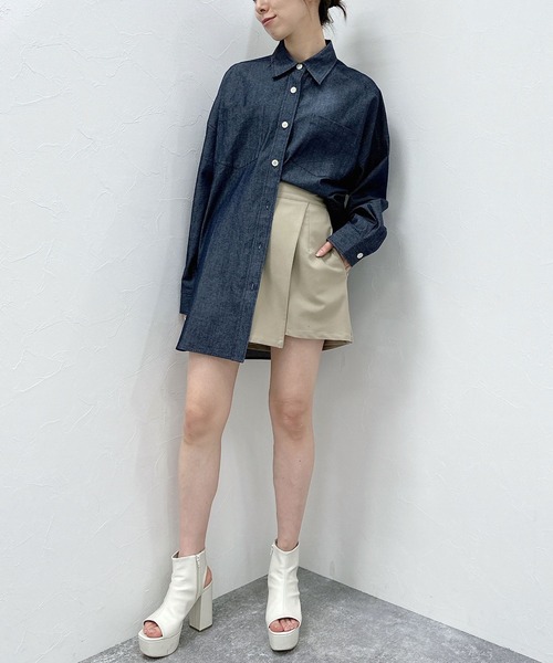 FOREVER 21（フォーエバー トゥエンティーワン）の「【STREET】デニムシャツワンピース（ワンピース・レディース・スカイブルー/ブルー/ネイビー・FREE）」の17枚目の写真