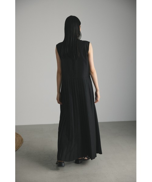 STYLEMIXER（スタイルミキサー）の「2ピースレイヤードプリーツワンピース（ワンピース・レディース・ブラック/ライトベージュ・SMALL/MEDIUM）」の20枚目の写真