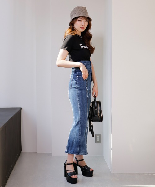 LIPSERVICE(リップサービス)の「Bouquet Tシャツ(Tシャツ/カットソー・レディース・ブラック/ホワイト/モカ/その他1・FREE)」の9枚目の写真