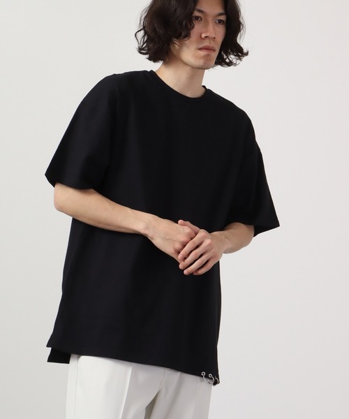 REGIEVO(レジエボ)の「REGIEVO 袖ピアス付き半袖Tシャツ(Tシャツ/カットソー・メンズ・ブラック/オフホワイト・L/M)」の17枚目の写真