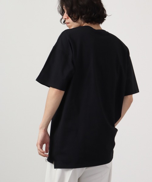 REGIEVO(レジエボ)の「REGIEVO 袖ピアス付き半袖Tシャツ(Tシャツ/カットソー・メンズ・ブラック/オフホワイト・L/M)」の20枚目の写真