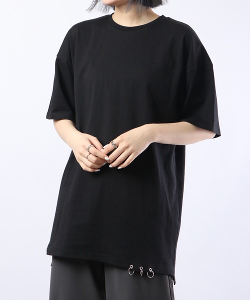 REGIEVO(レジエボ)の「REGIEVO 袖ピアス付き半袖Tシャツ(Tシャツ/カットソー・メンズ・ブラック/オフホワイト・L/M)」の22枚目の写真