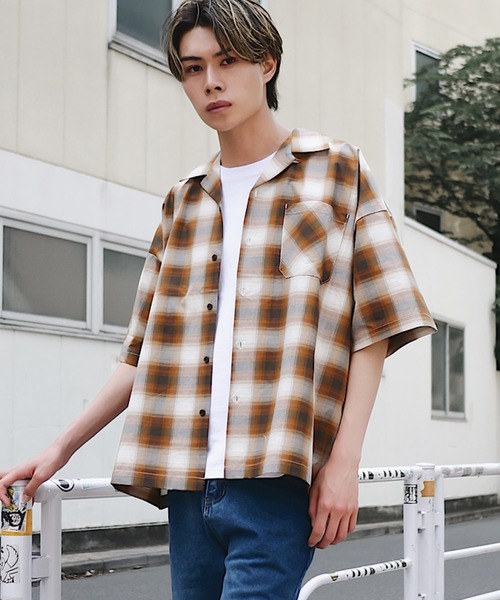 ADPOSION（アドポーション）の「リラックスフィット オープンカラー オンブレチェック ショートスリーブシャツ（シャツ/ブラウス・メンズ・ブラウン/ブラック/ブルー・MEDIUM/X-LARGE/LARGE）」の13枚目の写真