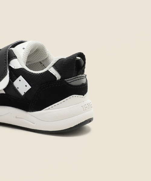 IENA ENFANT（イエナアンファン）の「《追加》【IFMExIENA ENFANT】Bon Chic スニーカー KIDS(15cm-19cm)（スニーカー・キッズ・ブラック/ホワイト・15 /16/17/18/19）」の12枚目の写真
