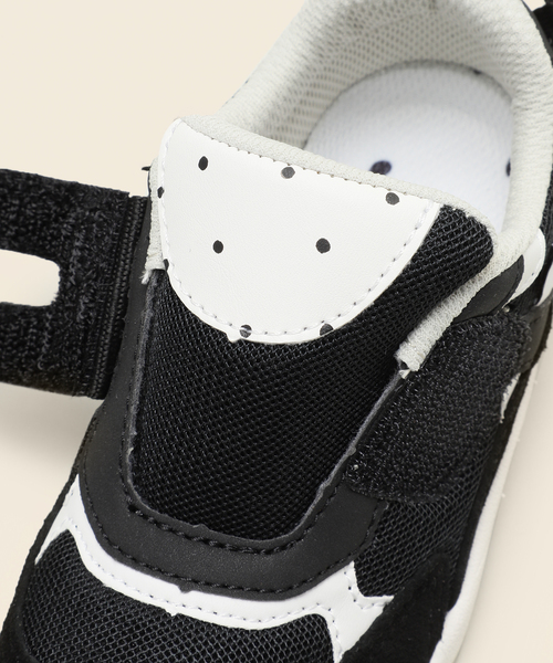 IENA ENFANT（イエナアンファン）の「《追加》【IFMExIENA ENFANT】Bon Chic スニーカー KIDS(15cm-19cm)（スニーカー・キッズ・ブラック/ホワイト・15 /16/17/18/19）」の18枚目の写真