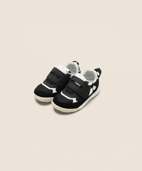 IENA ENFANT（イエナアンファン）の「《追加》【IFMExIENA ENFANT】Bon Chic スニーカー KIDS(15cm-19cm)（スニーカー・キッズ・ブラック/ホワイト・15 /16/17/18/19）」の22枚目の写真