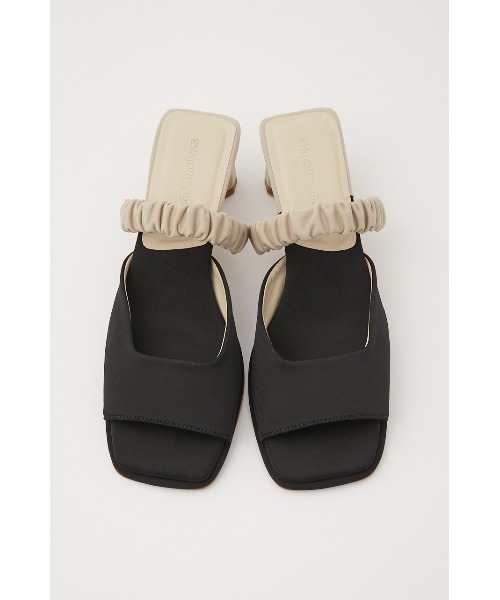 RODEO CROWNS WIDE BOWL（ロデオクラウンズワイドボウル）の「バイカラーミュール（サンダル・レディース・ブルー系その他/ブラック系その他/ピンク系その他・MEDIUM/LARGE）」の2枚目の写真