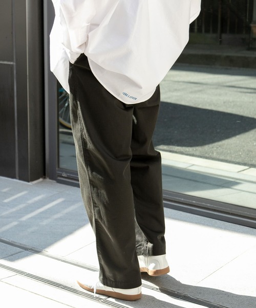 FORK&SPOON(フォークアンドスプーン)の「FORK&SPOON ワンタックチノパンツ(チノパンツ・メンズ・スミクロ/アイボリー・4/5)」の4枚目の写真