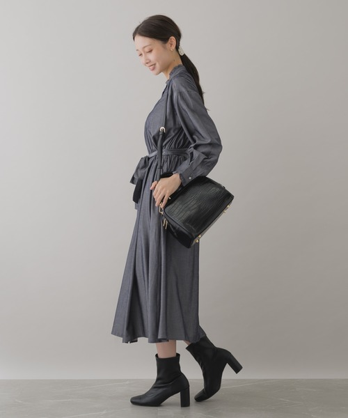 KATHARINE ROSS（キャサリンロス）の「【KATHARINE ROSS】クロコボストンバッグ（ボストンバッグ・レディース・グレイッシュベージュ/ブラック・MEDIUM）」の19枚目の写真