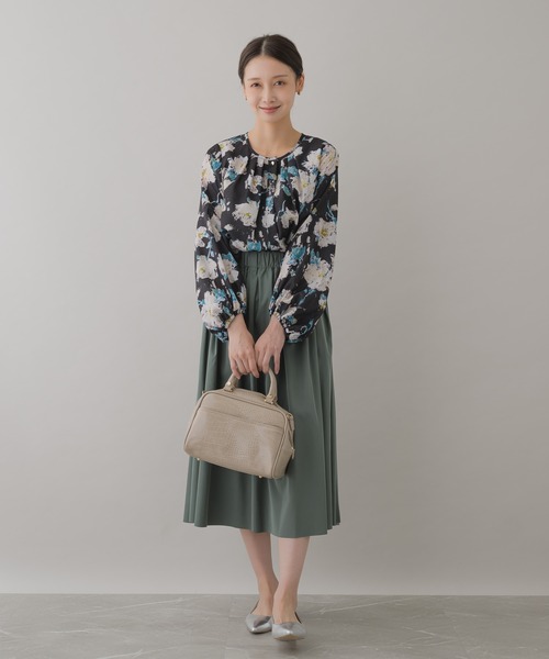 KATHARINE ROSS（キャサリンロス）の「【KATHARINE ROSS】クロコボストンバッグ（ボストンバッグ・レディース・グレイッシュベージュ/ブラック・MEDIUM）」の8枚目の写真