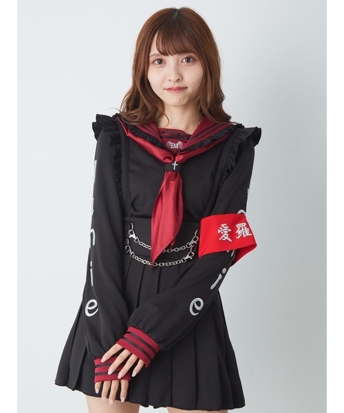 地雷 ジェイミーエーエヌケー 制服 ブラウス 十字架 スカパン セットアップ❤︎ 公式ファッション通販 Ailand（アイランド）