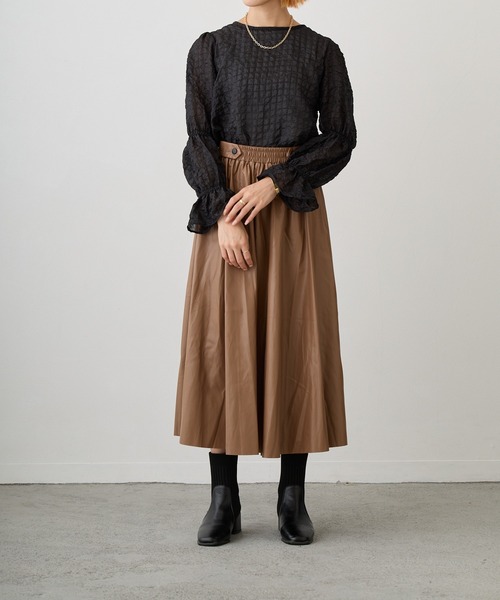 Loco Ocean（ロコオーシャン）の「レザーロングフレアスカート（スカート・レディース・グリーン/モカ・FREE）」の5枚目の写真