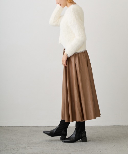 Loco Ocean（ロコオーシャン）の「レザーロングフレアスカート（スカート・レディース・グリーン/モカ・FREE）」の14枚目の写真