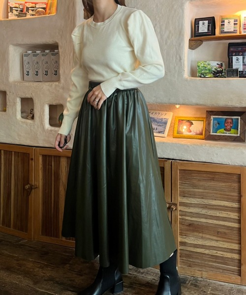 Loco Ocean（ロコオーシャン）の「レザーロングフレアスカート（スカート・レディース・グリーン/モカ・FREE）」の21枚目の写真